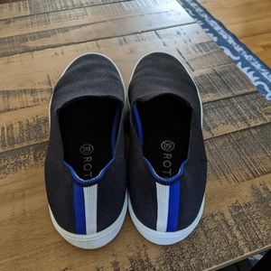 Rothy's Black Sneaker sz 9